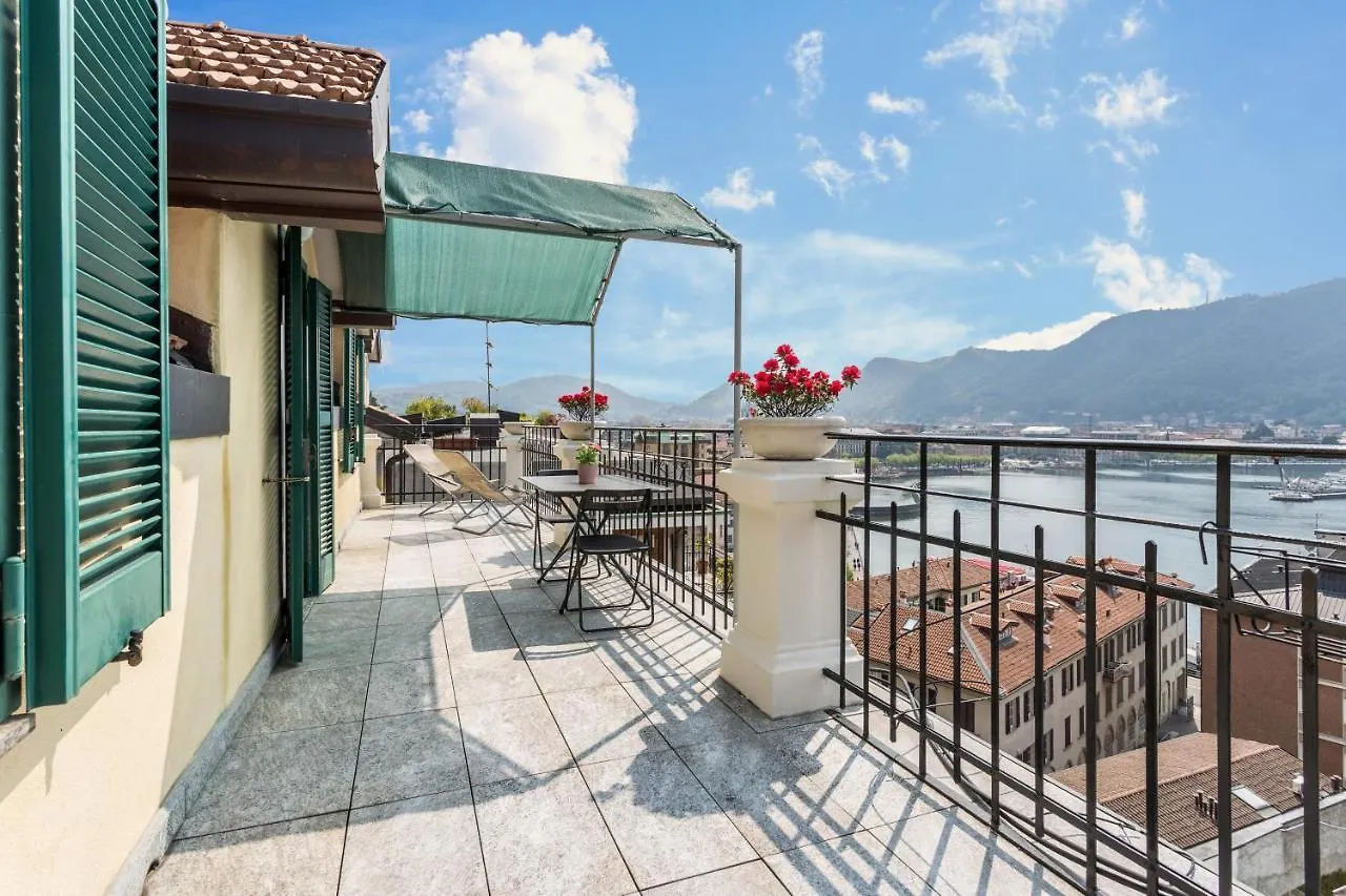 Attico Vista Lago Όπως