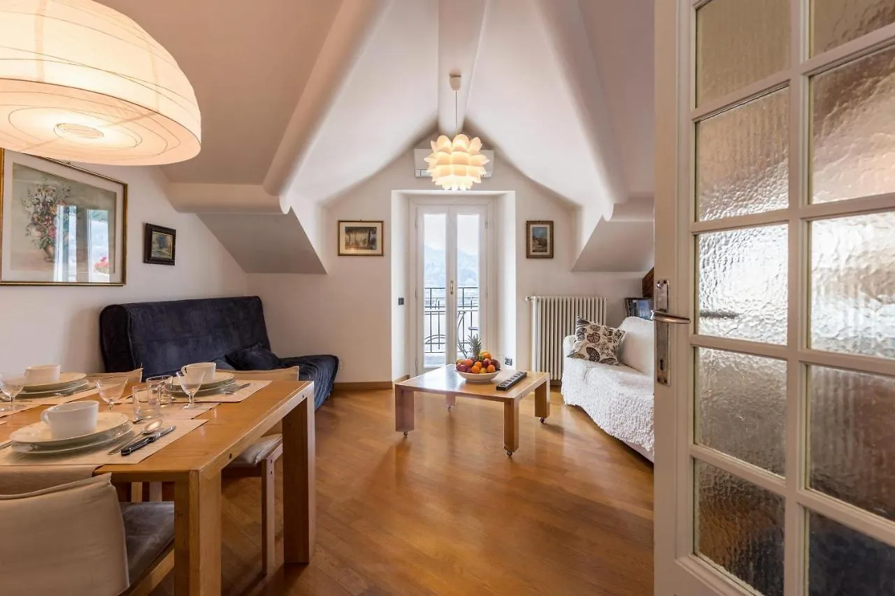 Apartment Attico Vista Lago Como